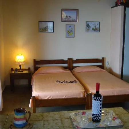 Nausica... A Sense Of Paradise! Kır Evi *