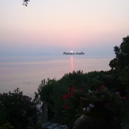 Nausica... A Sense Of Paradise! Country house Agia Pelagia Chlomou